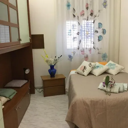 Anne Marie Sweet Apartment